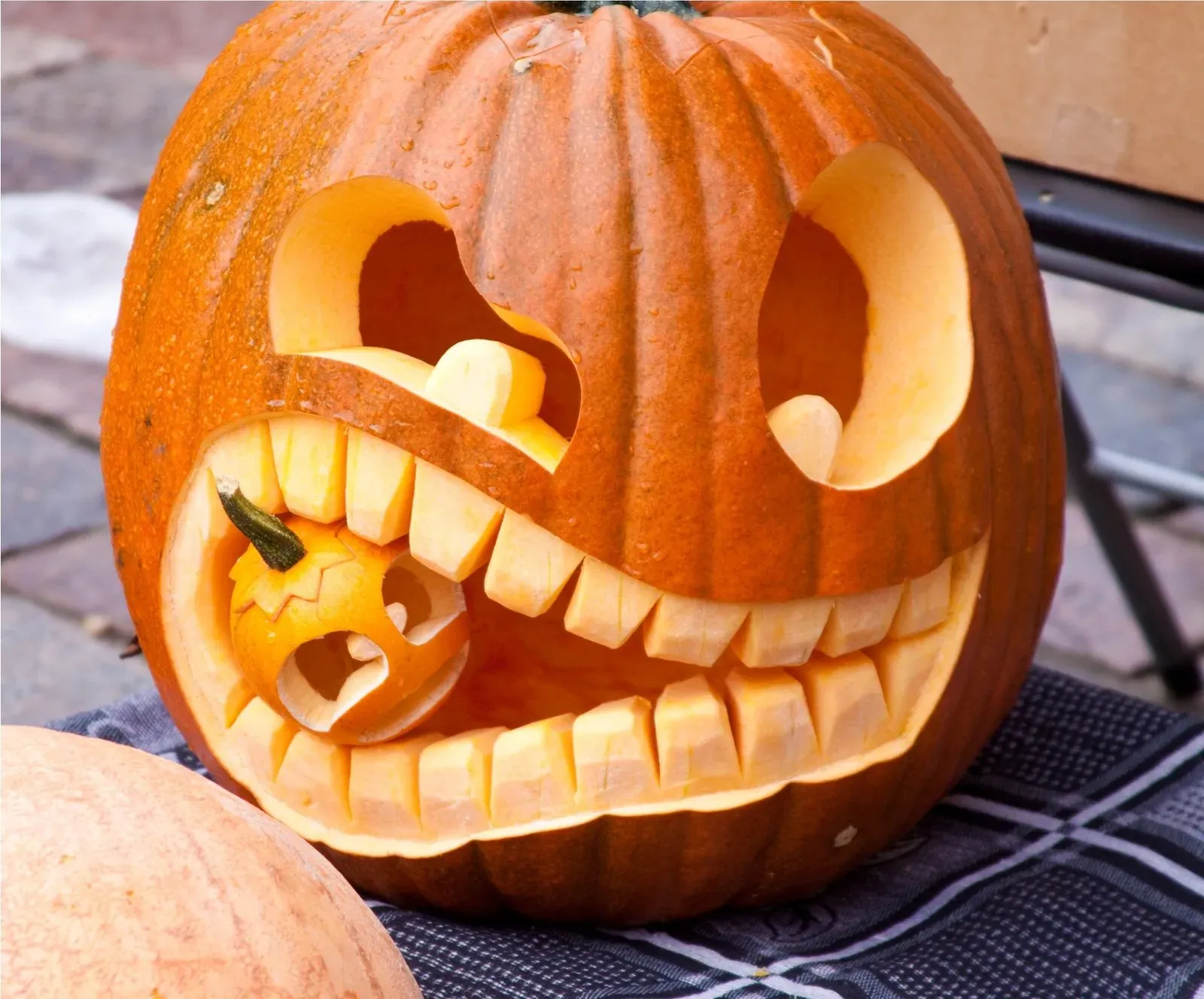Beyond the Ghoul: Creative Halloween Pumpkin Carving Themes