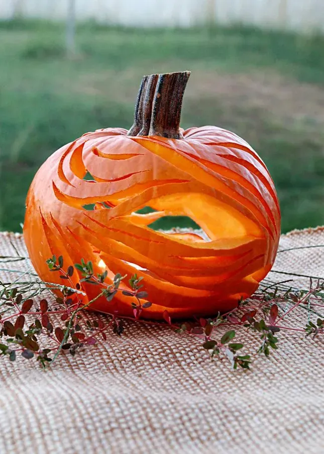 Finishing Touches & Making Your Easy Pumpkin Carving Last