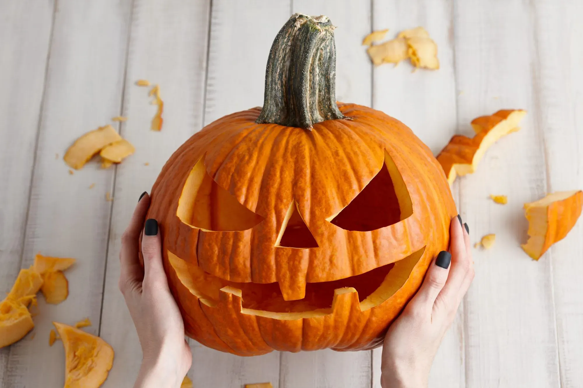 How do you carve a pumpkin for beginners? Basic Guide