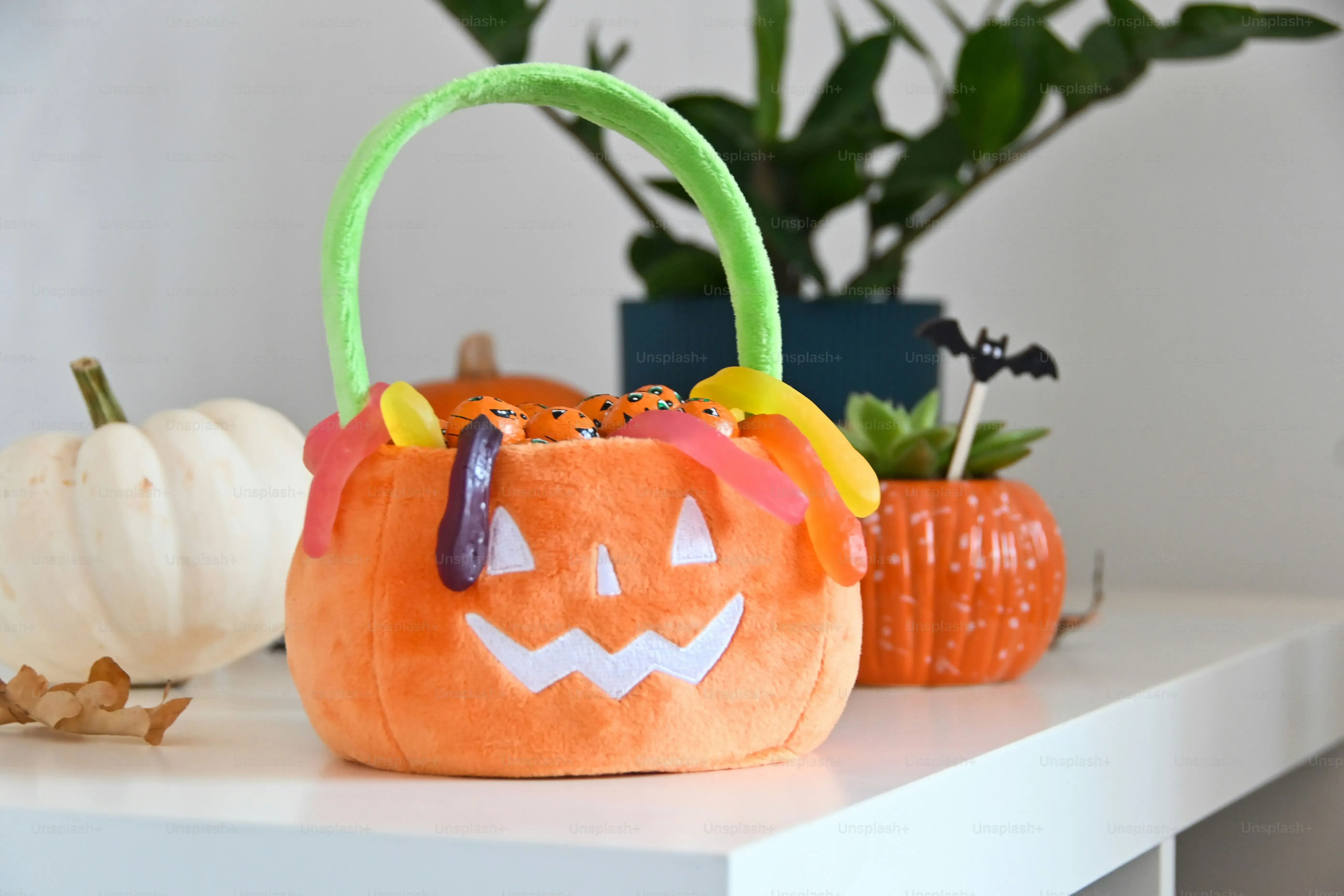 Simple Anime Character Designs for Easy Pumpkin Carving