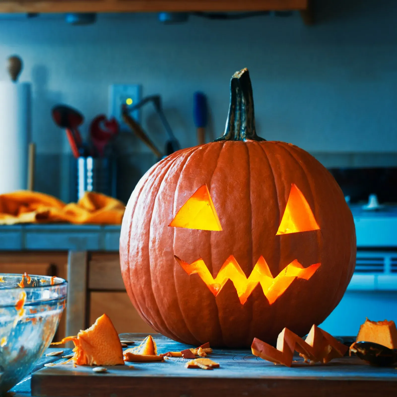 Spooky & Creative Pumpkin Carving Ideas Jack O Lantern Designs